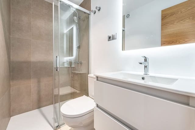 3 Zimmer Villa zu verkaufen in Los Boliches , Fuengirola mit Pool Garage - 625.000 € (Ref: 10048490)