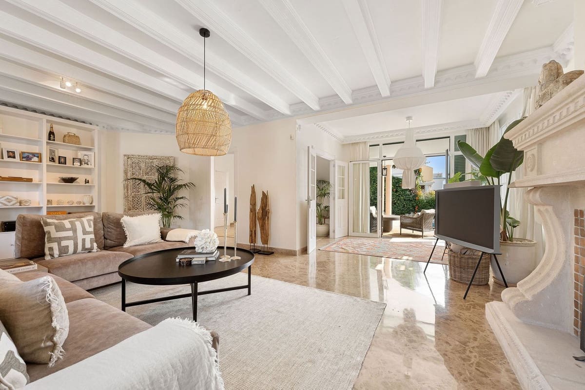 5 slaapkamer Villa te koop in Guadalmina met zwembad - € 2.095.000 (Ref: 10048491)
