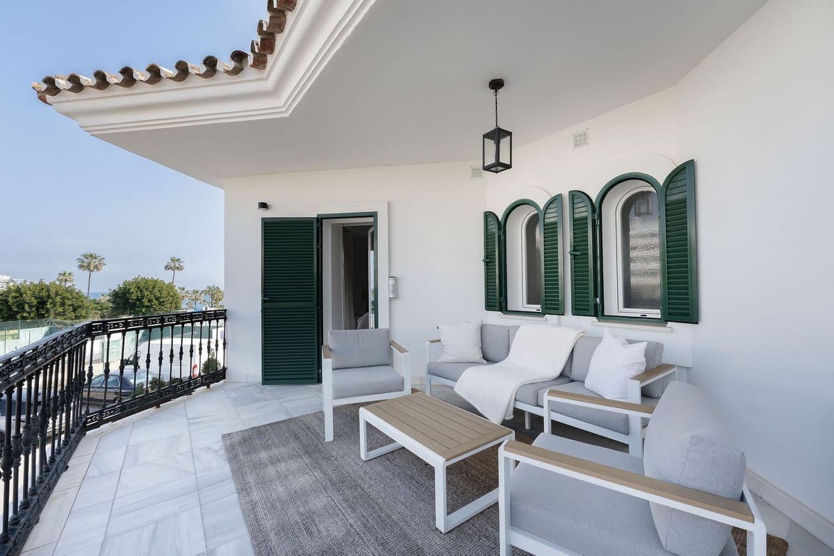 5 slaapkamer Villa te koop in Guadalmina met zwembad - € 2.095.000 (Ref: 10048491)