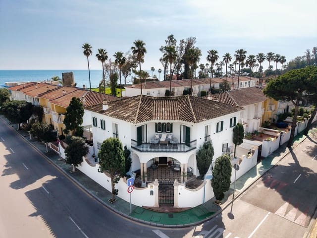 5 slaapkamer Villa te koop in Guadalmina Baja, Marbella met zwembad - € 2.095.000 (Ref: 10048491)