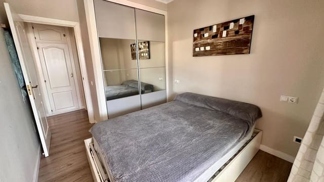 2 makuuhuone Huoneisto myytävänä paikassa Benalmádena mukana uima-altaan 
autotalli - 320 000 € (Ref: 10048619)