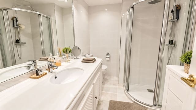 3 Zimmer Penthouse zu verkaufen in Bel-Air, Estepona mit Pool - 550.000 € (Ref: 10052010)