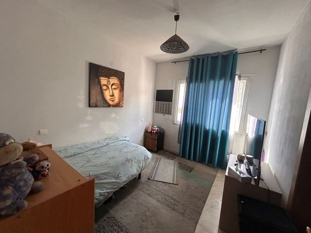 2 bedroom Apartment for sale in Selwo, Estepona with pool garage - € 289,000 (Ref: 10054443)