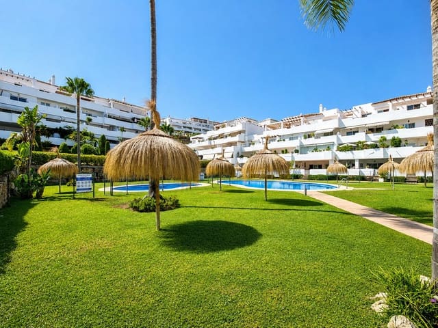 2 bedroom Apartment for sale in Selwo, Estepona with pool garage - € 289,000 (Ref: 10054443)