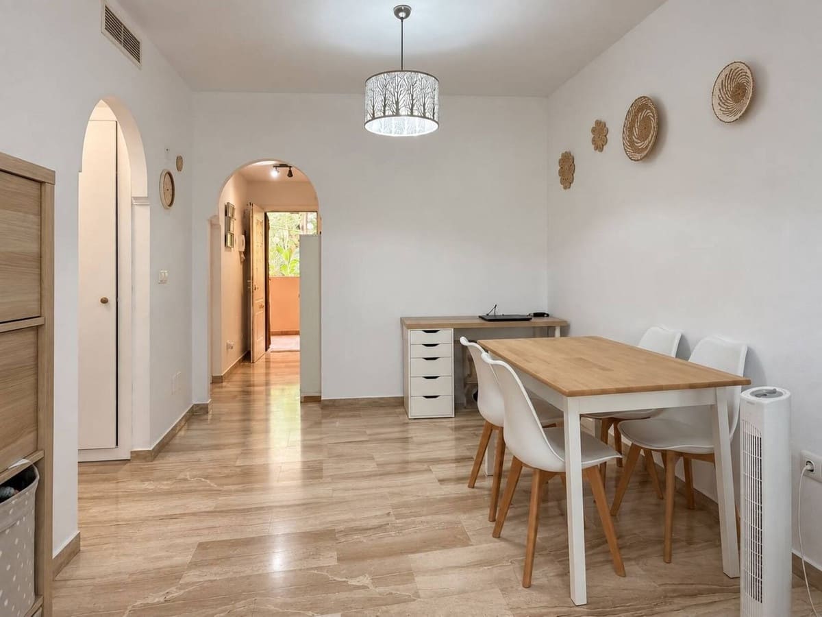 2 sovrum Lägenhet till salu i Riviera del Sol med pool garage - 295 000 € (Ref: 10054480)