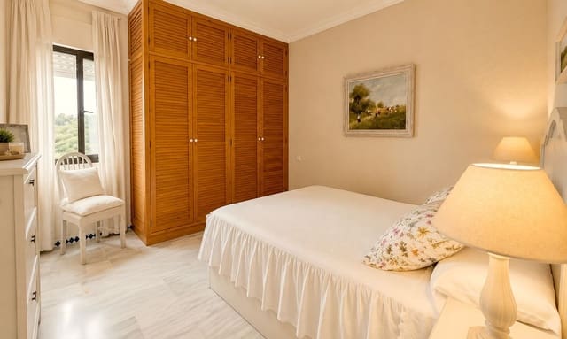 Apartamento Playa de 3 habitaciones en Estepona en venta con piscina garaje - 529.000 € (Ref: 10057841)