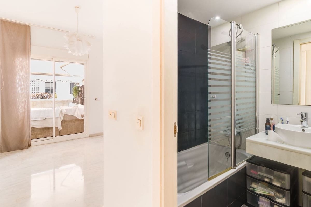 3 sovrum Lägenhet till salu i Estepona med pool garage - 260 000 € (Ref: 10061028)