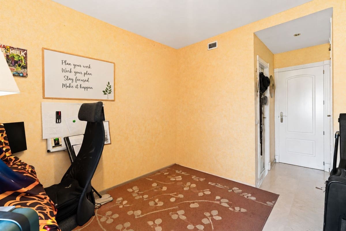 3 bedroom Penthouse for sale in Casares with pool - € 490,000 (Ref: 10071846)