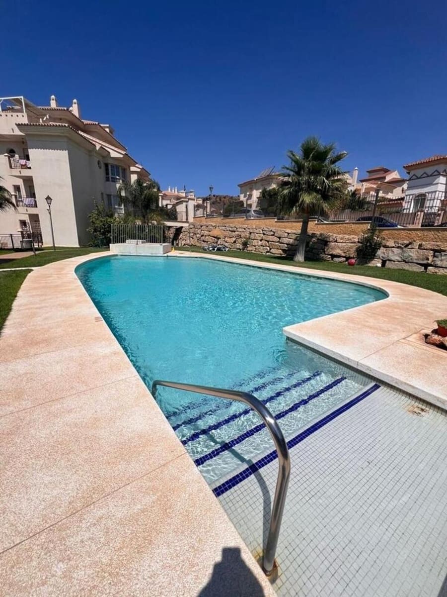 Apartamento de 3 habitaciones en Riviera del Sol en venta con piscina garaje - 360.000 € (Ref: 10074648)