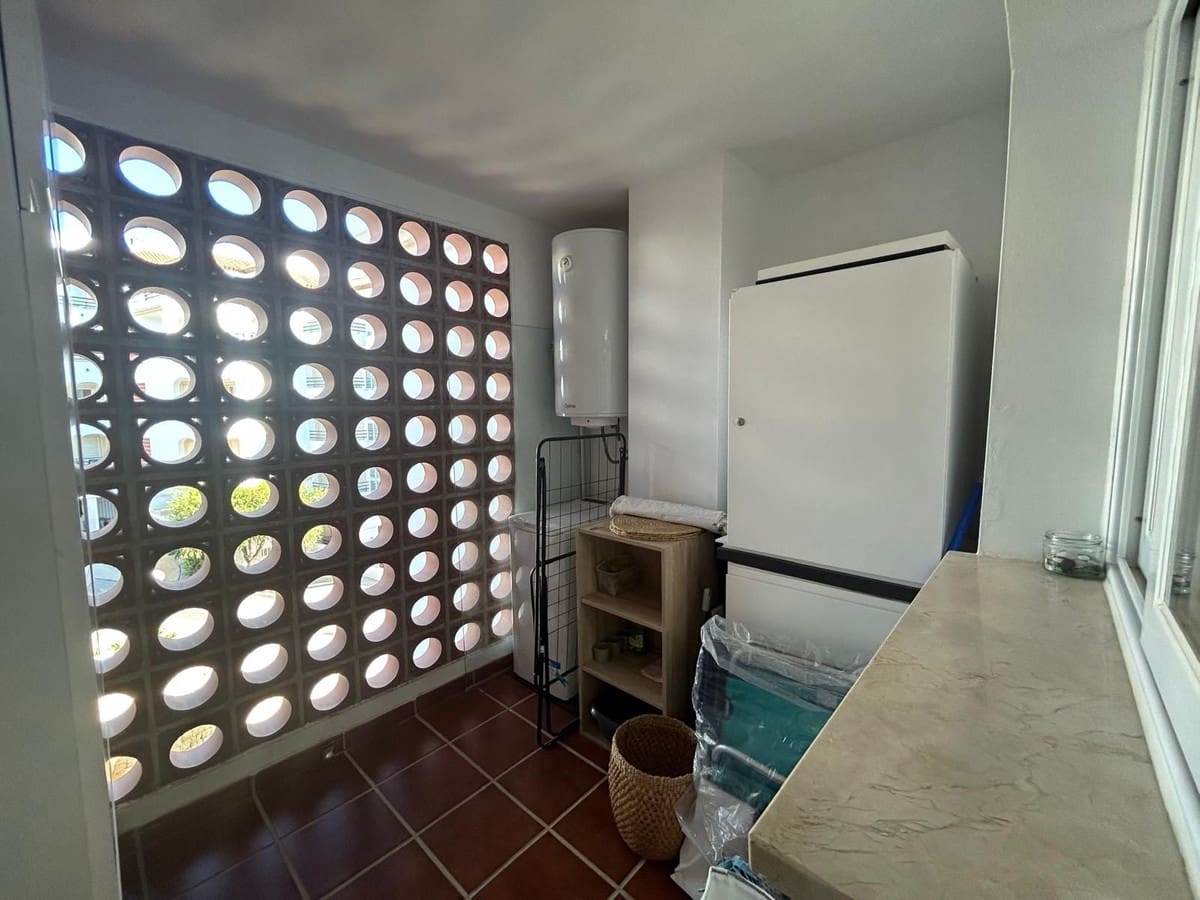 2 Zimmer Apartment zu verkaufen in Manilva mit Pool Garage - 335.000 € (Ref: 10077292)