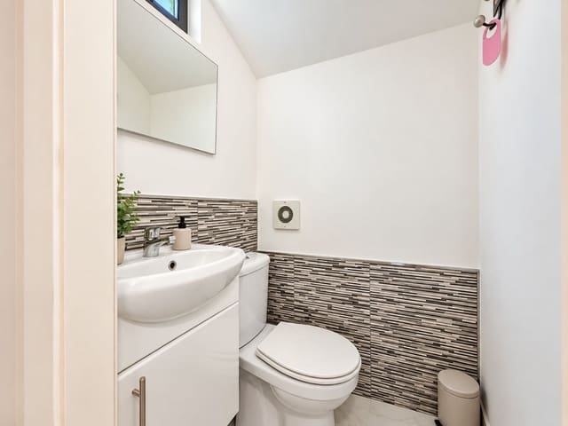 2 makuuhuone Ranta-asunto myytävänä paikassa La Duquesa / Puerto de la Duquesa, Manilva mukana uima-altaan - 340 000 € (Ref: 10094966)