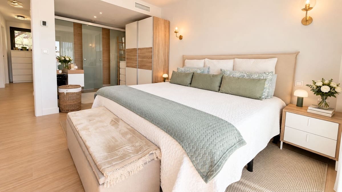 3 soverom Kjedet enebolig til salgs i Mijas med svømmebasseng garasje - € 795 000 (Ref: 10095334)