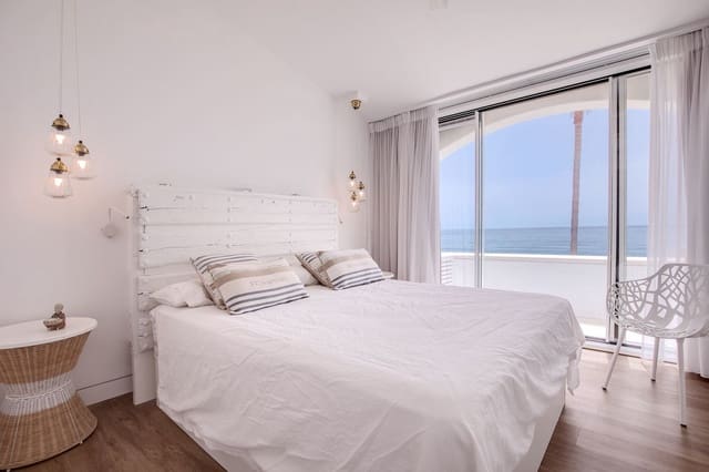 2 sovrum Hus till salu i Manilva med pool garage - 625 000 € (Ref: 10100996)