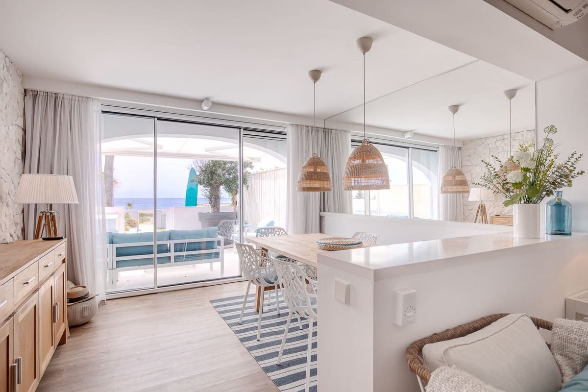 2 sovrum Hus till salu i Manilva med pool garage - 625 000 € (Ref: 10100996)