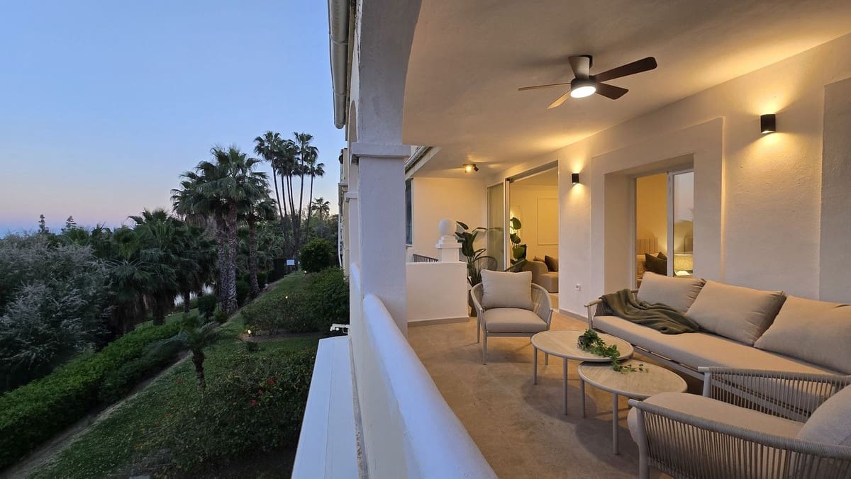 3 quarto Apartamento para venda em La Quinta com piscina garagem - 539 000 € (Ref: 10101055)