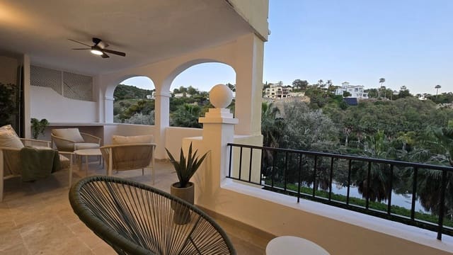 3 quarto Apartamento para venda em La Quinta, Benahavís com piscina garagem - 539 000 € (Ref: 10101055)