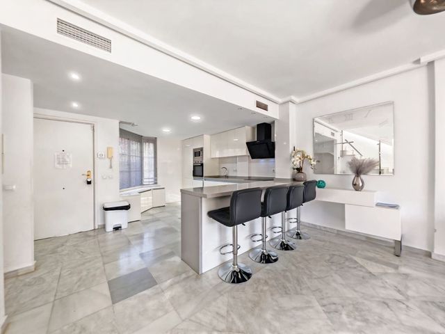 4 camera da letto Casa in vendita in Cabopino - Artola, Marbella con piscina garage - 675.000 € (Rif: 10119934)