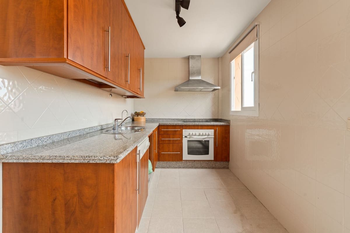 2 sovrum Takvåning till salu i Elviria med pool garage - 435 000 € (Ref: 10131020)