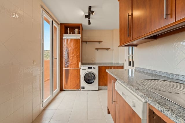 2 sovrum Takvåning till salu i Elviria, Marbella med pool garage - 435 000 € (Ref: 10131020)