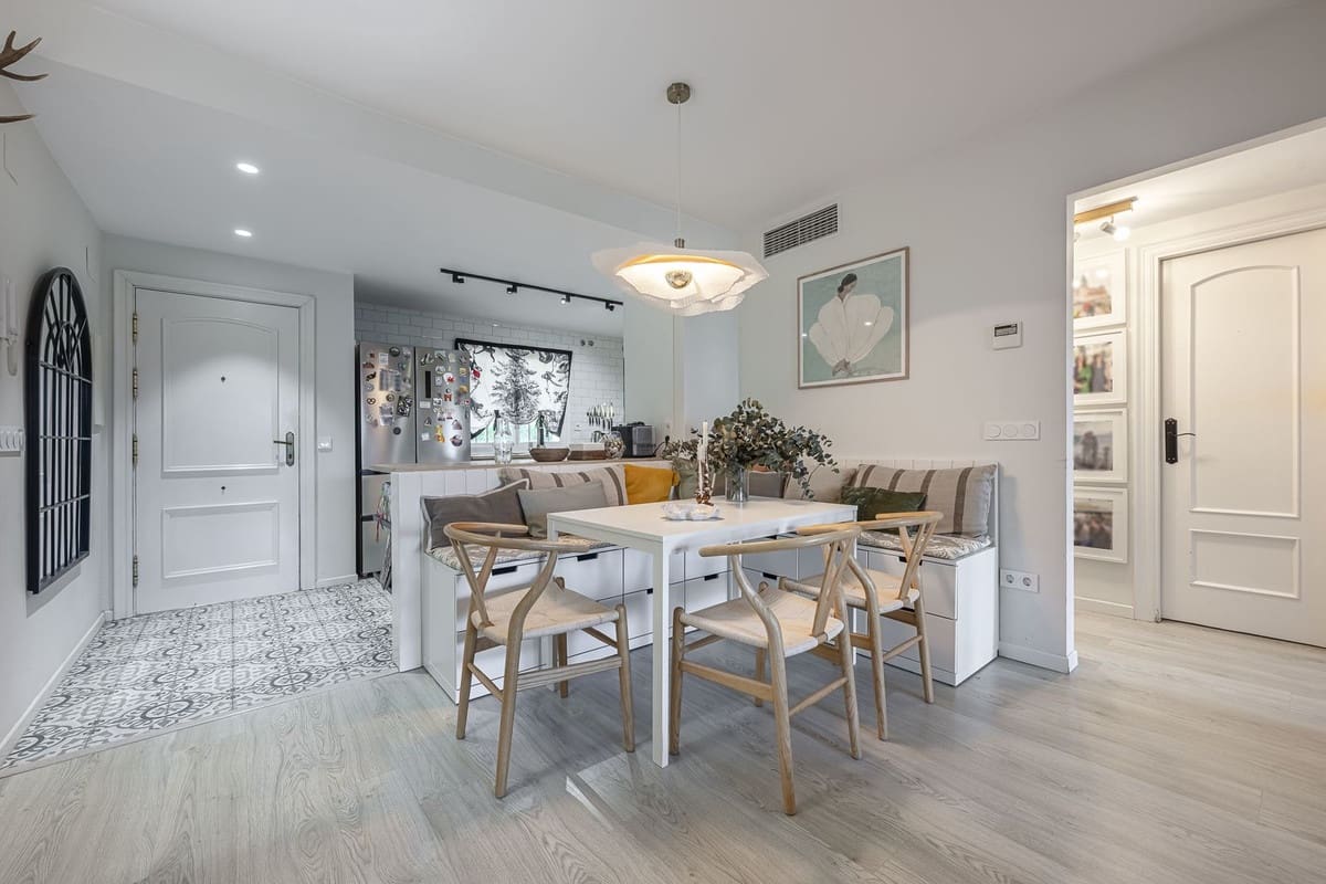 Apartamento de 2 habitaciones en Guadalmina en venta con piscina garaje - 475.000 € (Ref: 10132196)