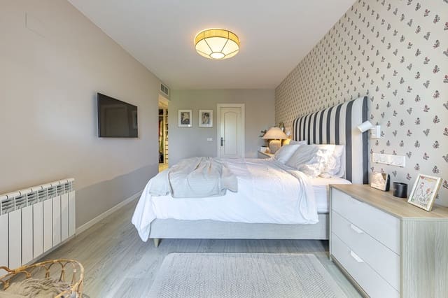 Apartamento de 2 habitaciones en Guadalmina Alta, Marbella en venta con piscina garaje - 475.000 € (Ref: 10132196)