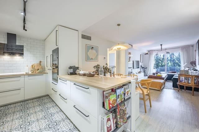 Apartamento de 2 habitaciones en Guadalmina Alta, Marbella en venta con piscina garaje - 475.000 € (Ref: 10132196)