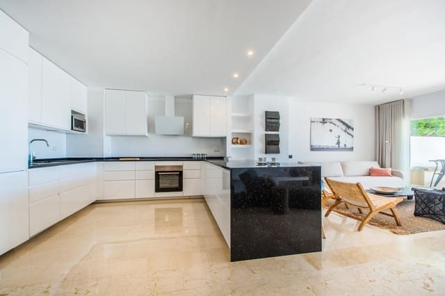 2 quarto Apartamento para venda em Río Real, Marbella com piscina garagem - 675 000 € (Ref: 10132199)