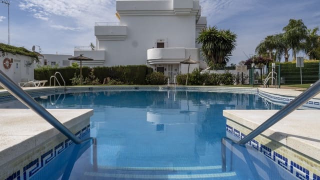 2 sovrum Lägenhet till salu i Estepona med pool - 499 000 € (Ref: 10136353)