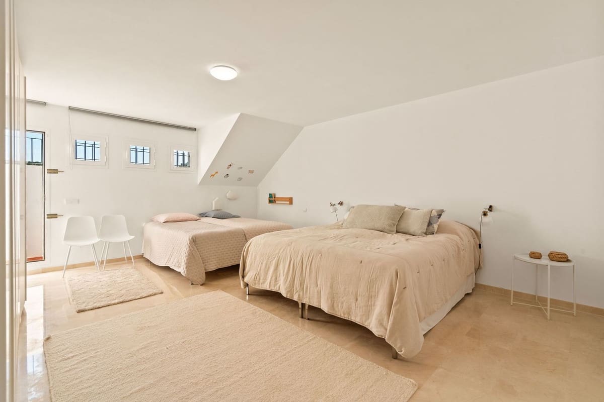 3 Zimmer Haus zu verkaufen in Benahavis mit Pool Garage - 749.000 € (Ref: 10136376)