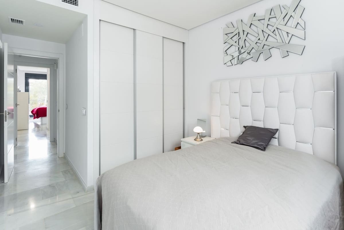 2 soveværelse Lejlighed til salg i Marbella med swimmingpool garage - € 595.000 (Ref: 10145131)
