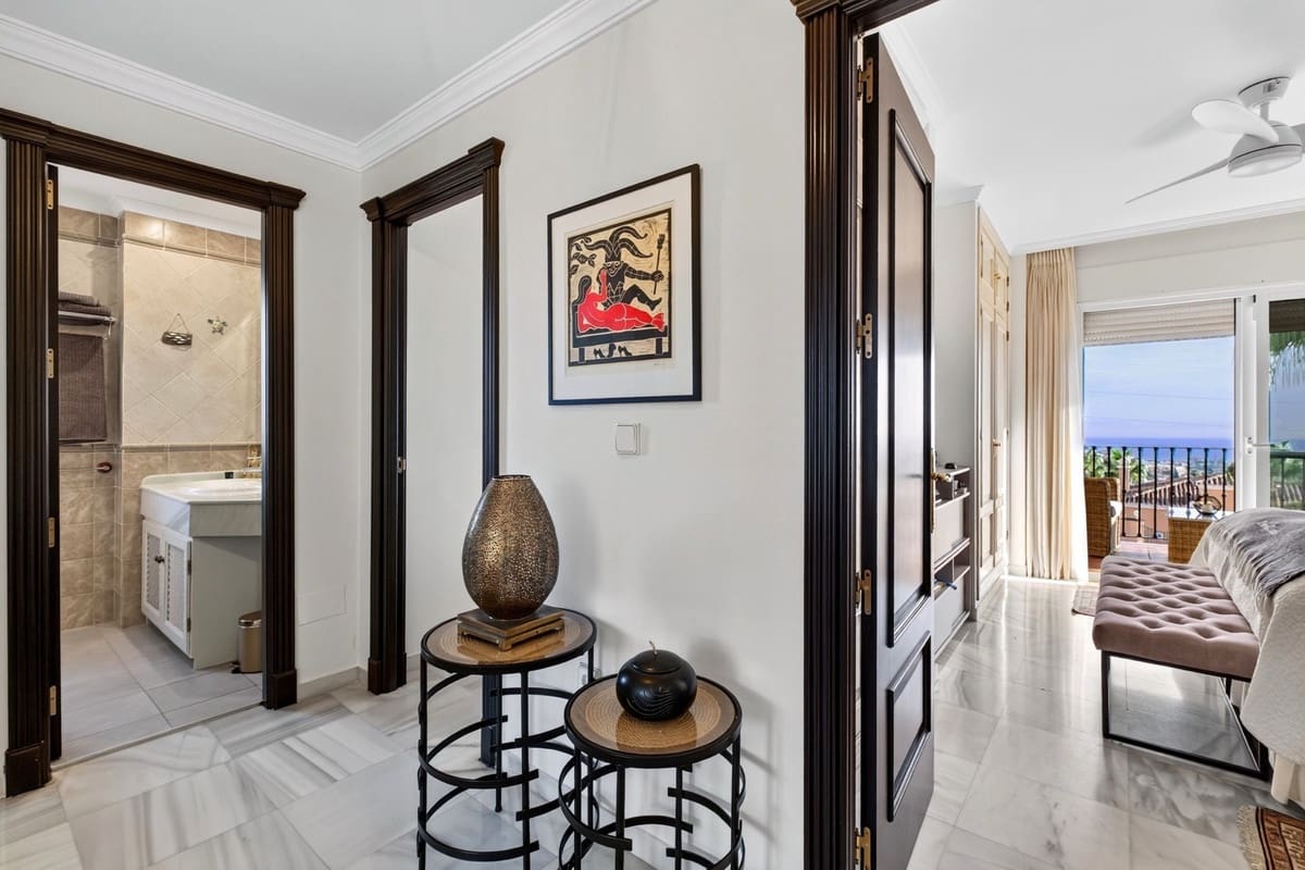 3 soveværelse Semi-Rækkehus til salg i Mijas med swimmingpool garage - € 760.000 (Ref: 10147425)