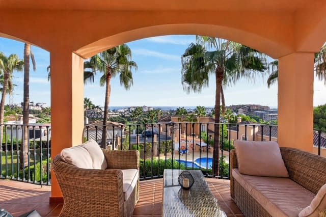 3 soveværelse Semi-Rækkehus til salg i Mijas med swimmingpool garage - € 760.000 (Ref: 10147425)
