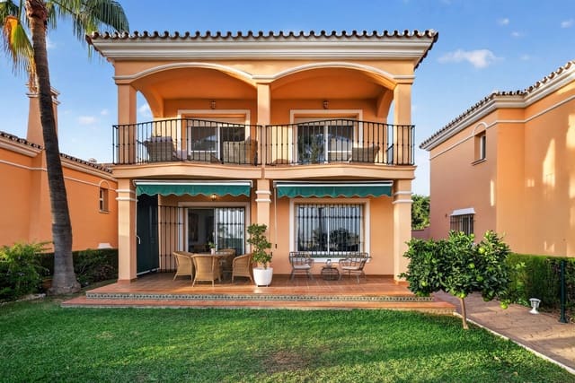 3 soveværelse Semi-Rækkehus til salg i Mijas med swimmingpool garage - € 760.000 (Ref: 10147425)