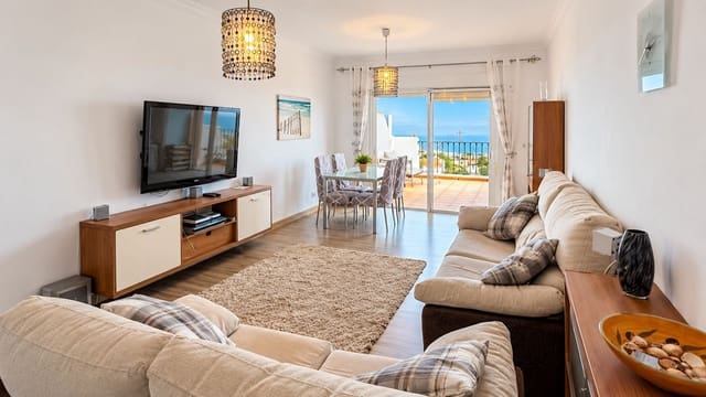 Apartamento de 2 habitaciones en La Duquesa / Puerto de la Duquesa, Manilva en venta con piscina garaje - 320.000 € (Ref: 10154502)