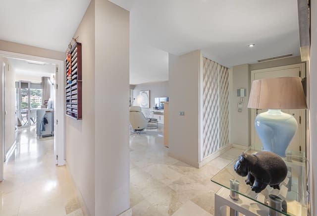 2 bedroom Apartment for sale in Miraflores, Mijas with pool garage - € 475,000 (Ref: 10154503)