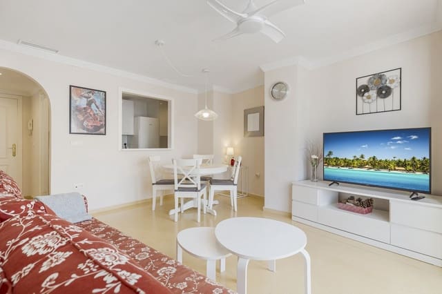 1 bedroom Apartment for sale in Nueva Andalucía Centro, Marbella with pool - € 355,000 (Ref: 10158800)