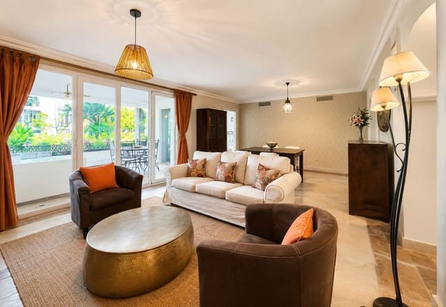 2 soverom Strandleiligheter til salgs i Casares med svømmebasseng garasje - € 630 000 (Ref: 10158850)