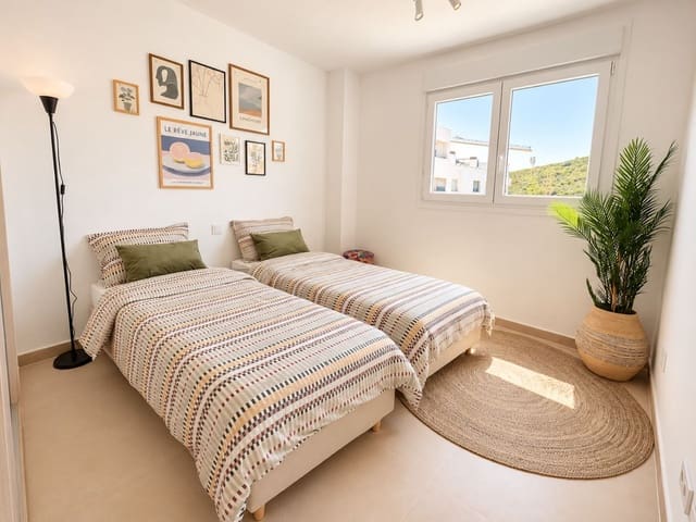 3 quarto Apartamento para venda em Manilva com piscina garagem - 498 000 € (Ref: 10160502)