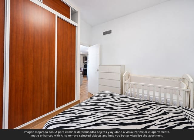 Apartamento Playa de 2 habitaciones en Calahonda, Mijas en venta con piscina - 350.000 € (Ref: 10166993)