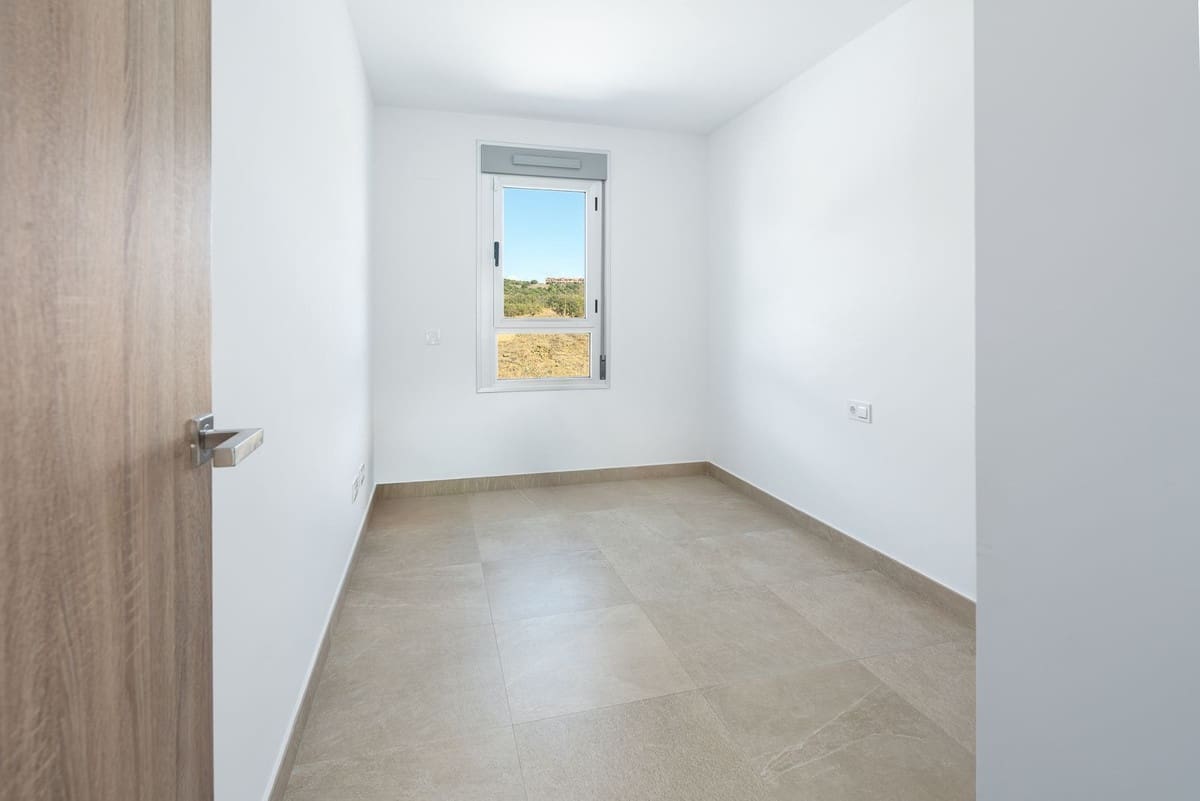 3 soverom Hus til salgs i Estepona med svømmebasseng - € 465 000 (Ref: 10167118)