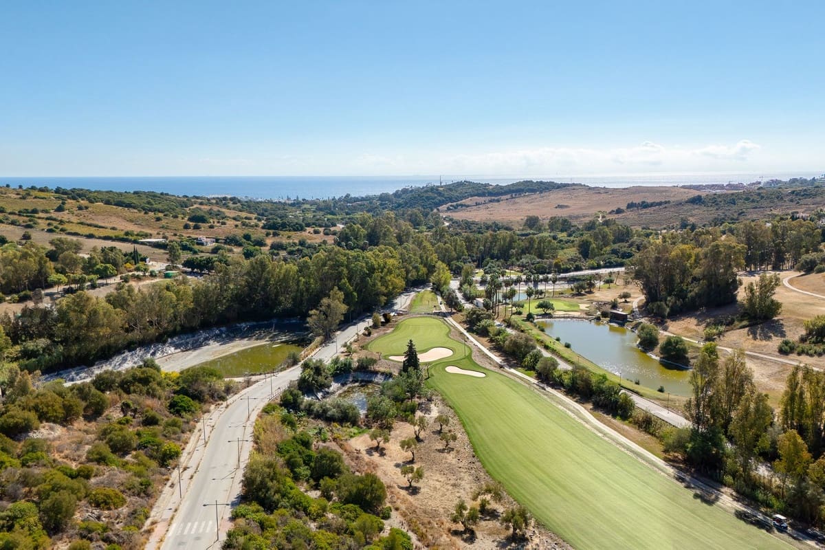 3 soverom Hus til salgs i Estepona med svømmebasseng - € 465 000 (Ref: 10167118)