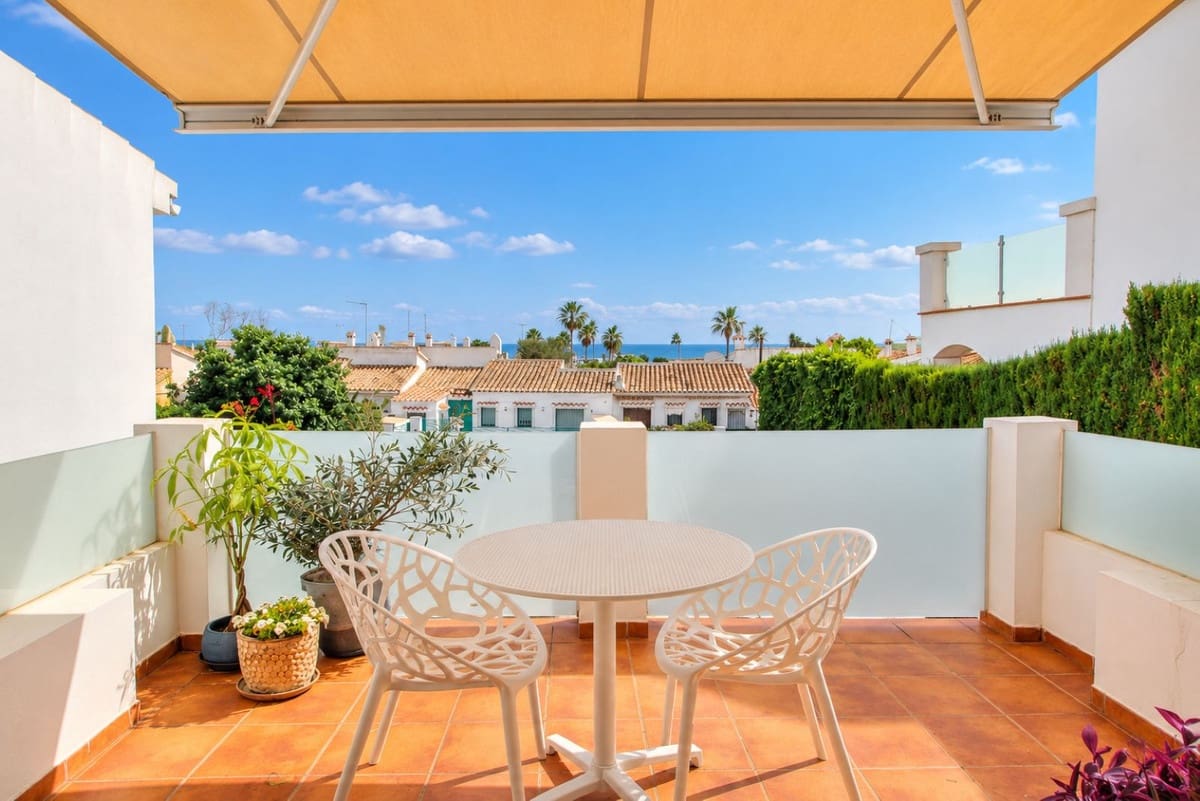 2 camera da letto Villa in vendita in El Chaparral con piscina garage - 825.000 € (Rif: 10168018)