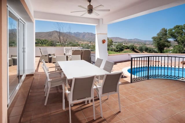 4 soveværelse Villa til salg i La Cala Golf, Mijas med swimmingpool garage - € 1.190.000 (Ref: 10170435)