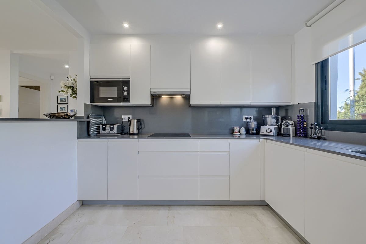2 chambre Appartement à vendre à Casares avec piscine garage - 389 000 € (Ref: 10172294)