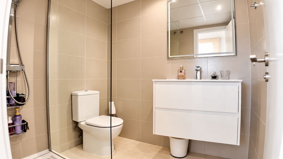 Apartamento de 2 habitaciones en Riviera del Sol en venta con piscina garaje - 490.000 € (Ref: 10176118)