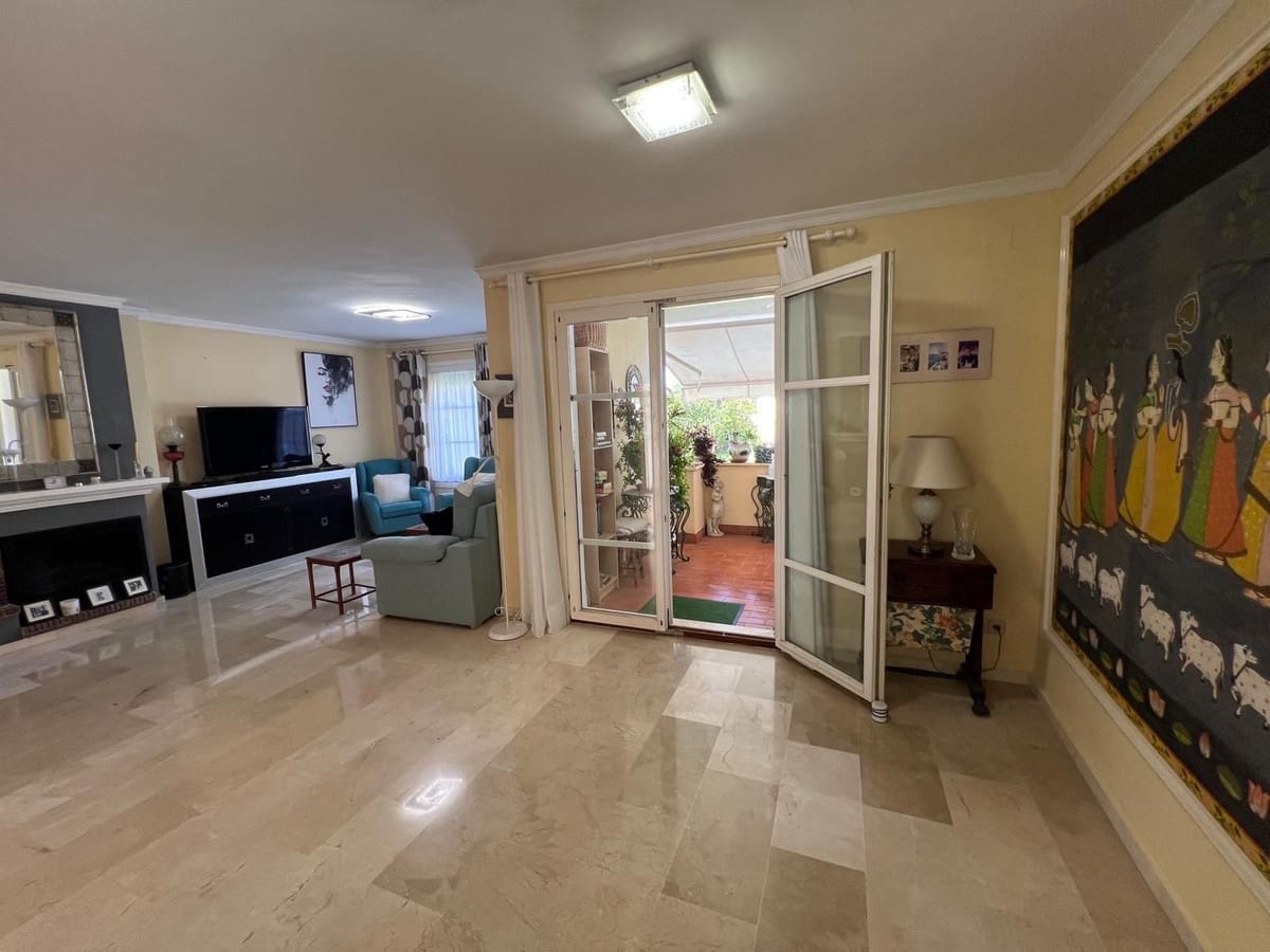 2 camera da letto Appartamento in vendita in El Paraiso con piscina garage - 299.999 € (Rif: 9384906)