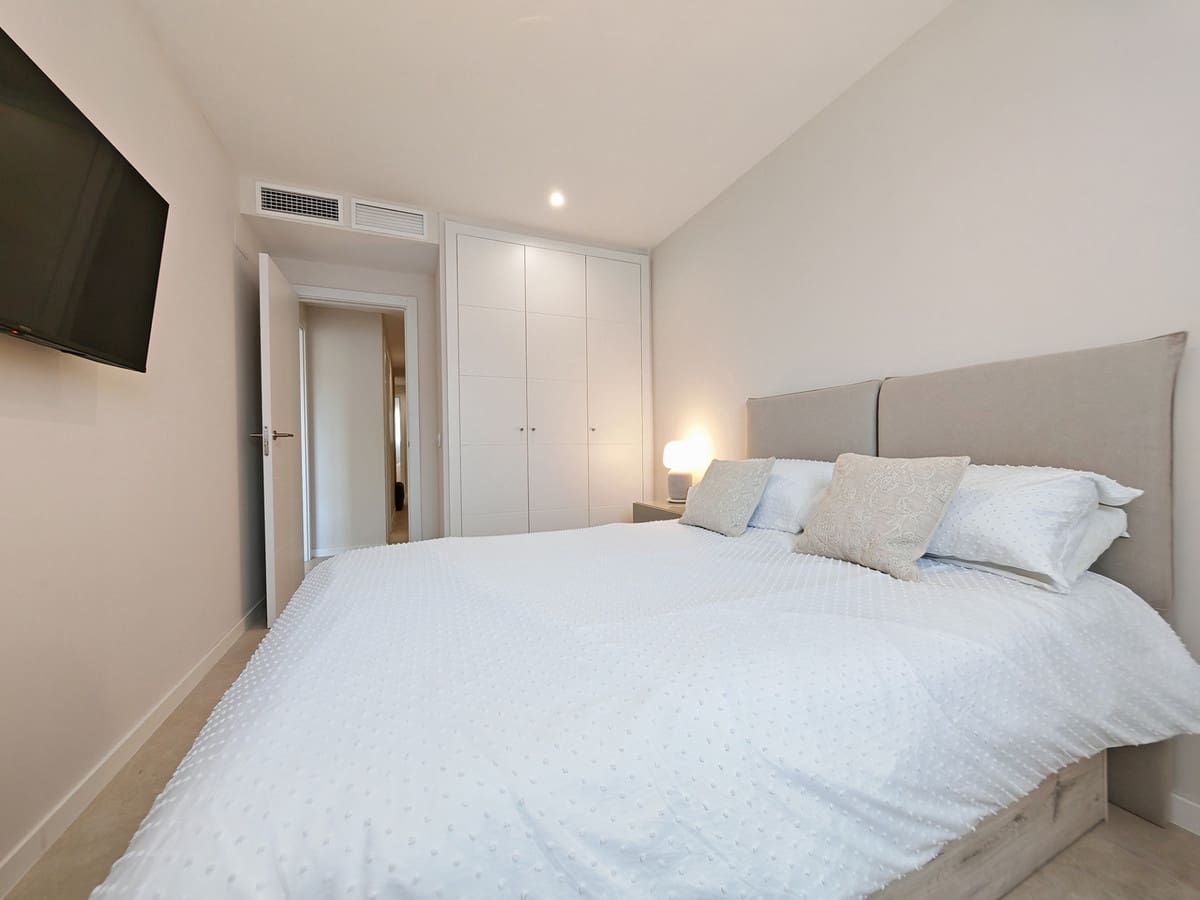 4 soveværelse Byhus til salg i La Cala de Mijas med swimmingpool garage - € 845.000 (Ref: 9386633)