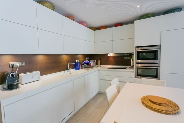 3 sypialnia Apartament na sprzedaż w Guadalmina Baja, Marbella z basenem garażem - 530 000 € (Ref: 9388646)