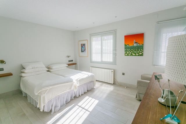 3 sypialnia Apartament na sprzedaż w Guadalmina Baja, Marbella z basenem garażem - 530 000 € (Ref: 9388646)