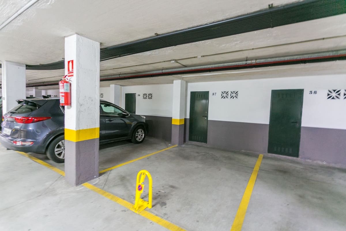 3 makuuhuone Huoneisto myytävänä paikassa Guadalmina mukana uima-altaan 
autotalli - 530 000 € (Ref: 9388646)